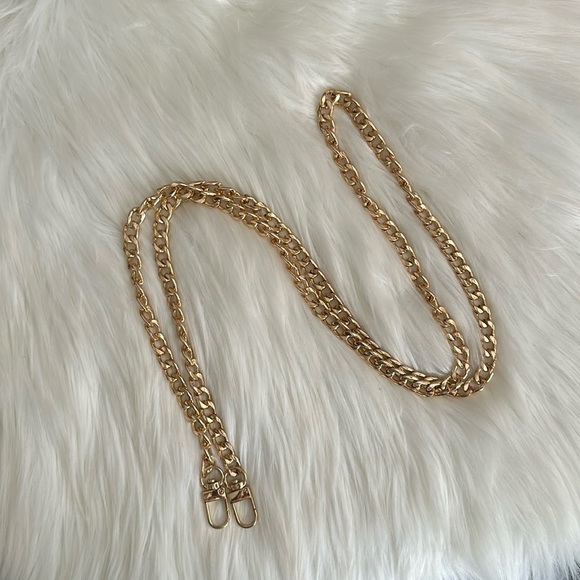 NEW Gold Tone Detachable Chain - Picture 1 of 3